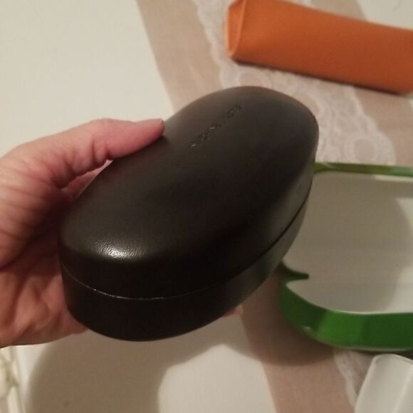 4 DESIGNER SUNGLASS CASE LOT Kate spade, Michael Kors, Torry Burch, - Picture 13 of 15